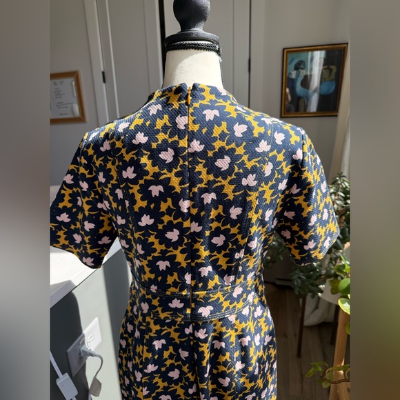 NWT Boden Louise Midi Dress - Blue and Yellow floral - size 4P - Picture 3 of 7